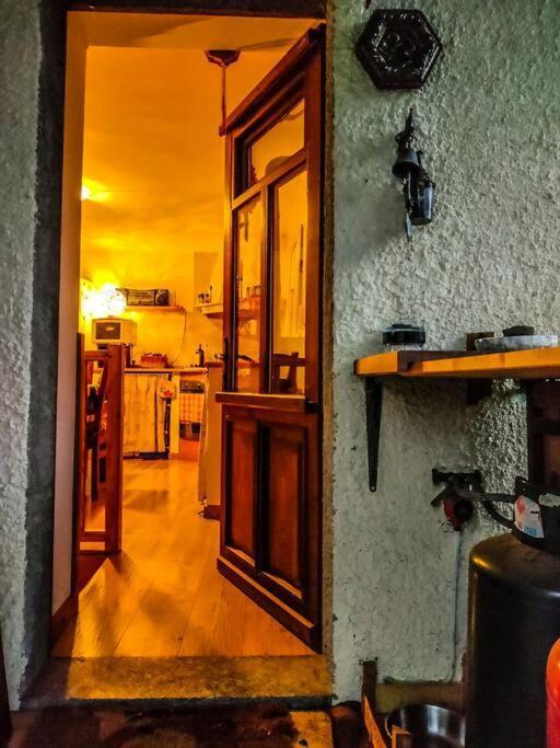 Villa The Golden Eagle - Chalet A Champdepraz Aosta Exterior foto